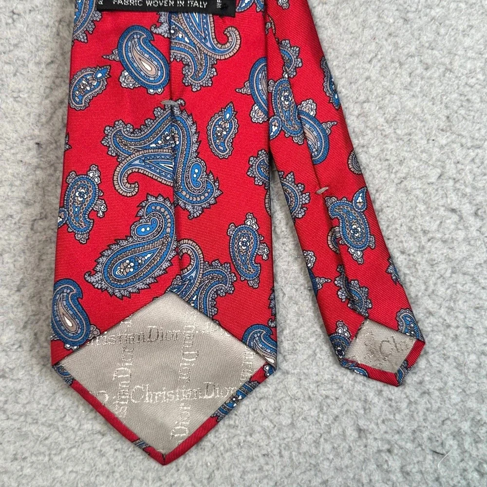 Christian Dior Paisley Silk Necktie Mens OS Red Blue Italian Fabric Classic Tie